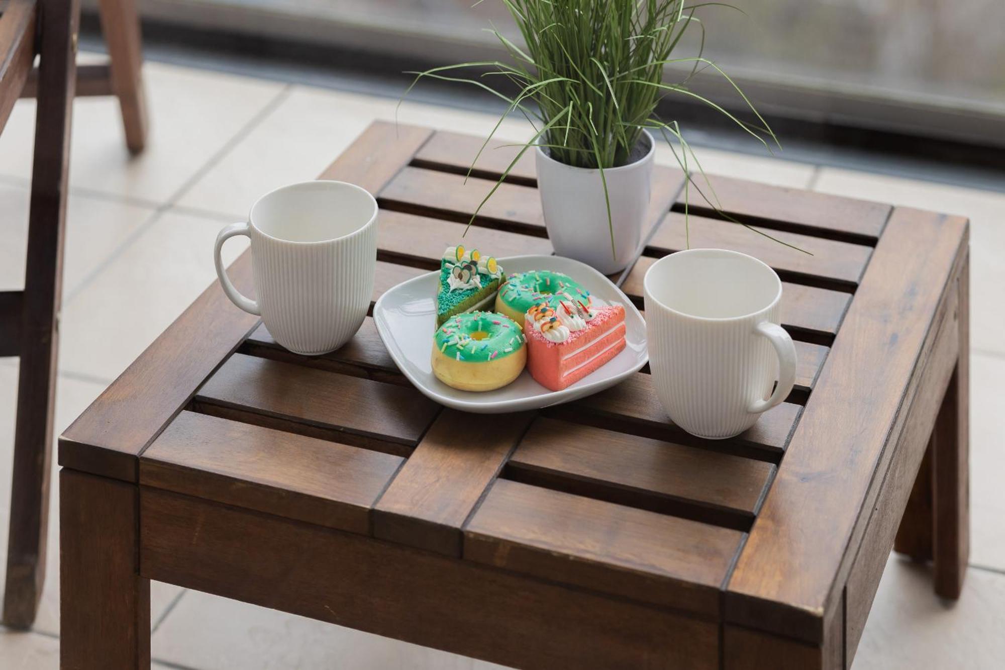 Exclusive With Parking & Balcony By Renters Prestige Apartament